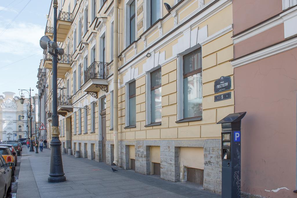 Two Steps Apartments On Pestelya Saint Petersburg Exterior photo